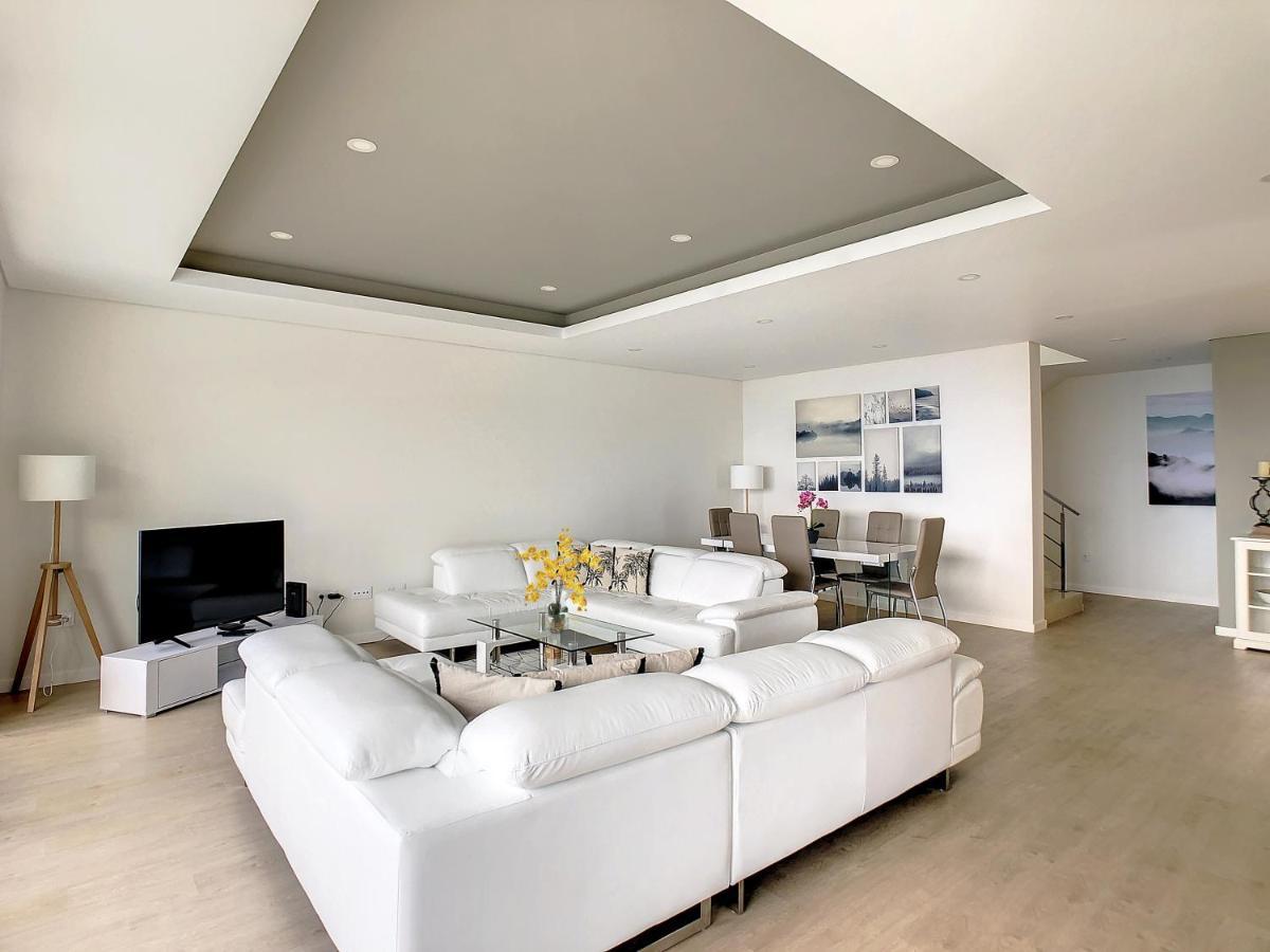 Evoque Villa By Lovelystay Arco da Calheta Kültér fotó